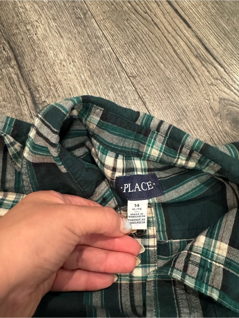 The Children's Place Green & White Plaid Button-Down Shirt